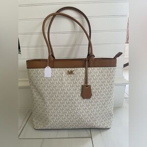 EUC Michael Kors Signature Logo Vanilla & Brown Trim Maddie Tote Bag